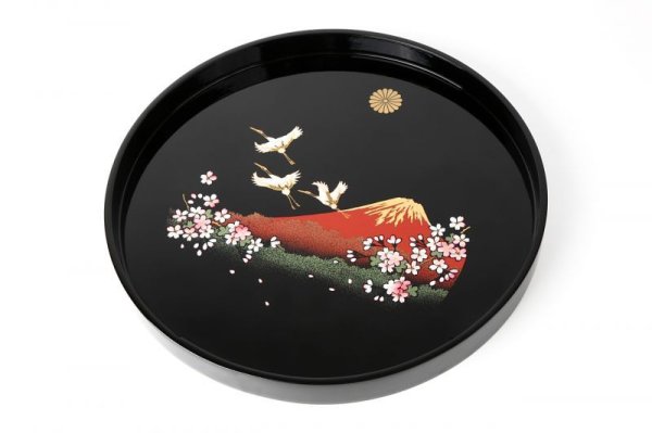 画像1: （菊紋入）丸盆 木製 　黒　一富士二鶴三桜 (1)